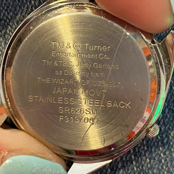 Avon Collector's Wizard of Oz Watchface-missing band - Picture 2 of 7